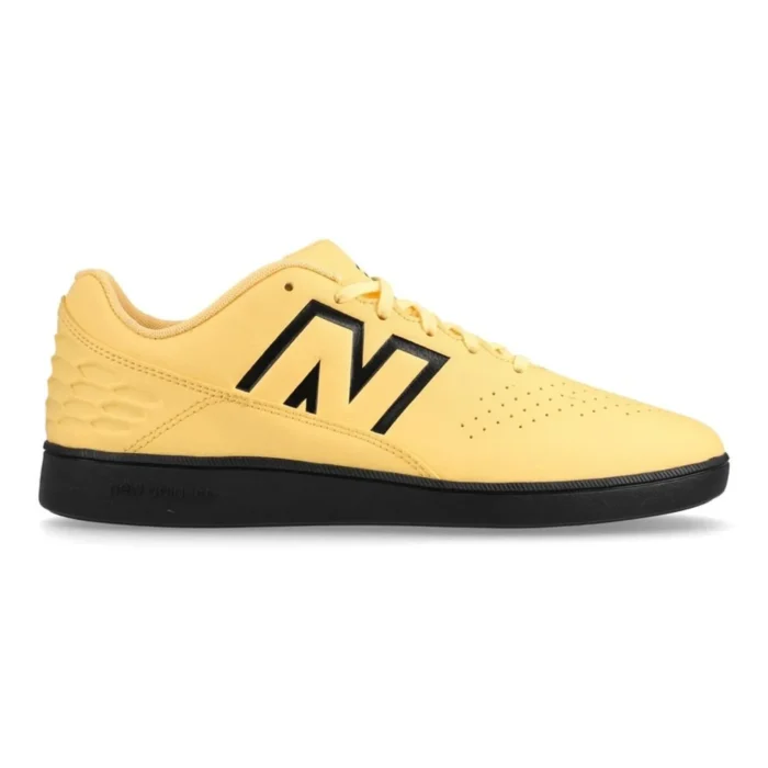 New-Balance-Audazo-V6-Control-In---White-Peach_1